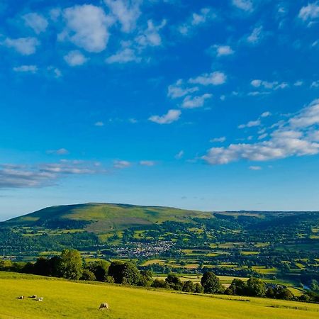 Lamb & Flag Inn Abergavenny Bagian luar foto