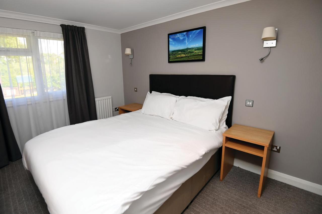 Lamb & Flag Inn Abergavenny Bagian luar foto